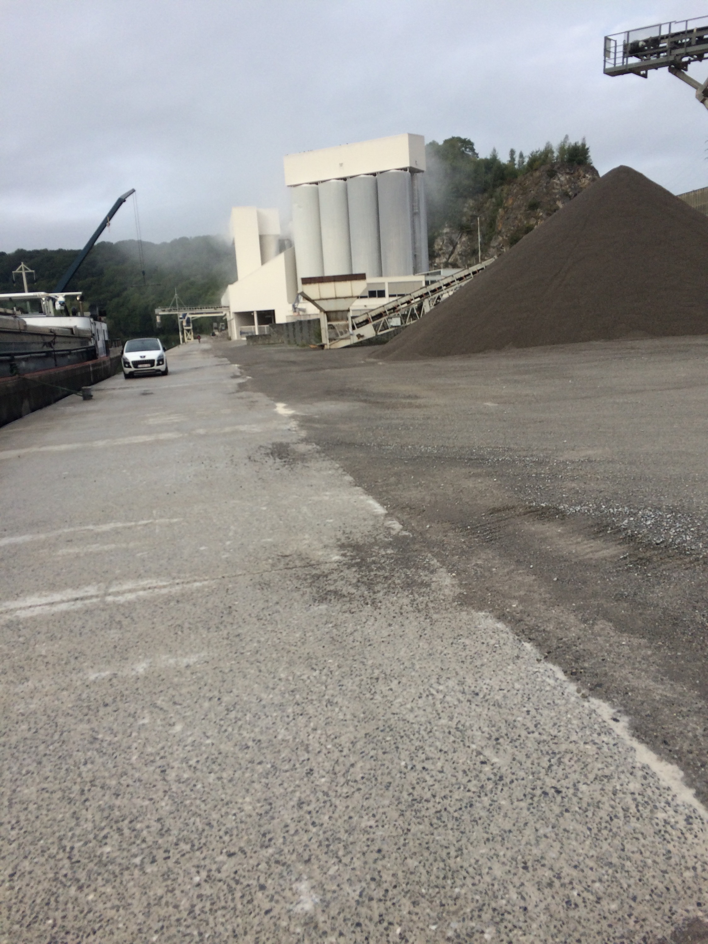 This image has an empty alt attribute; its file name is img_2975.jpg