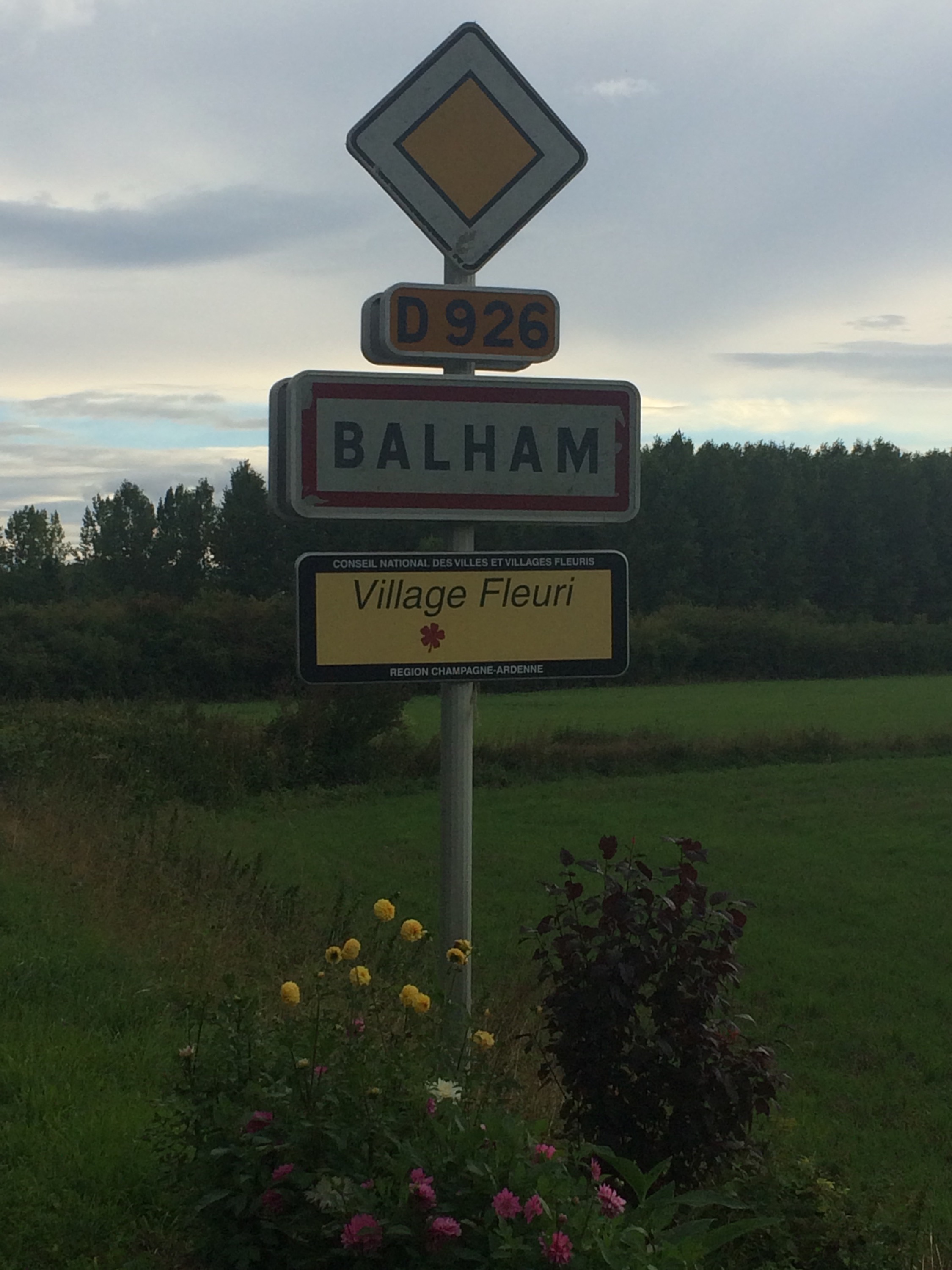 This image has an empty alt attribute; its file name is img_2990.jpg