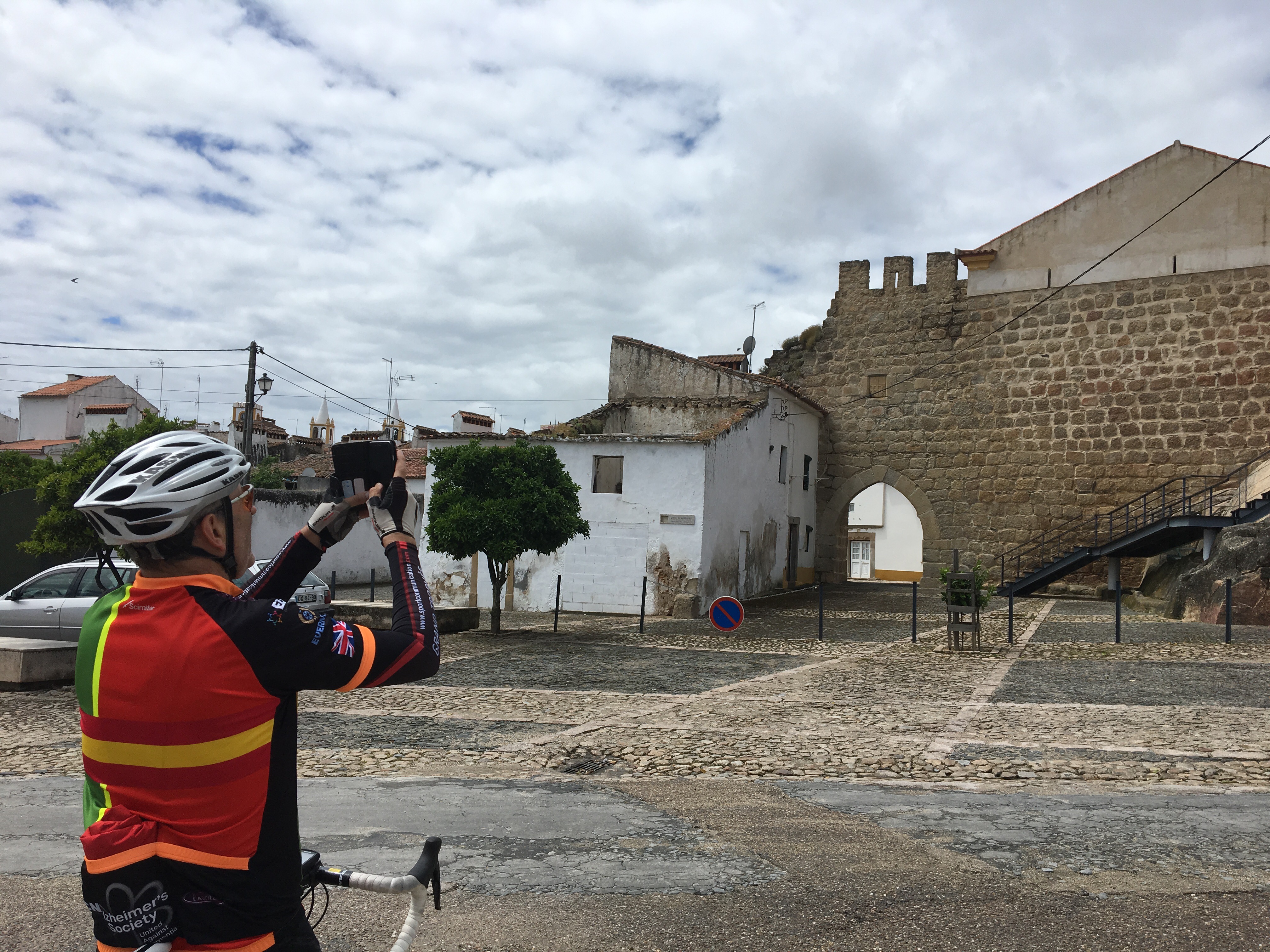 This image has an empty alt attribute; its file name is img_1521.jpg